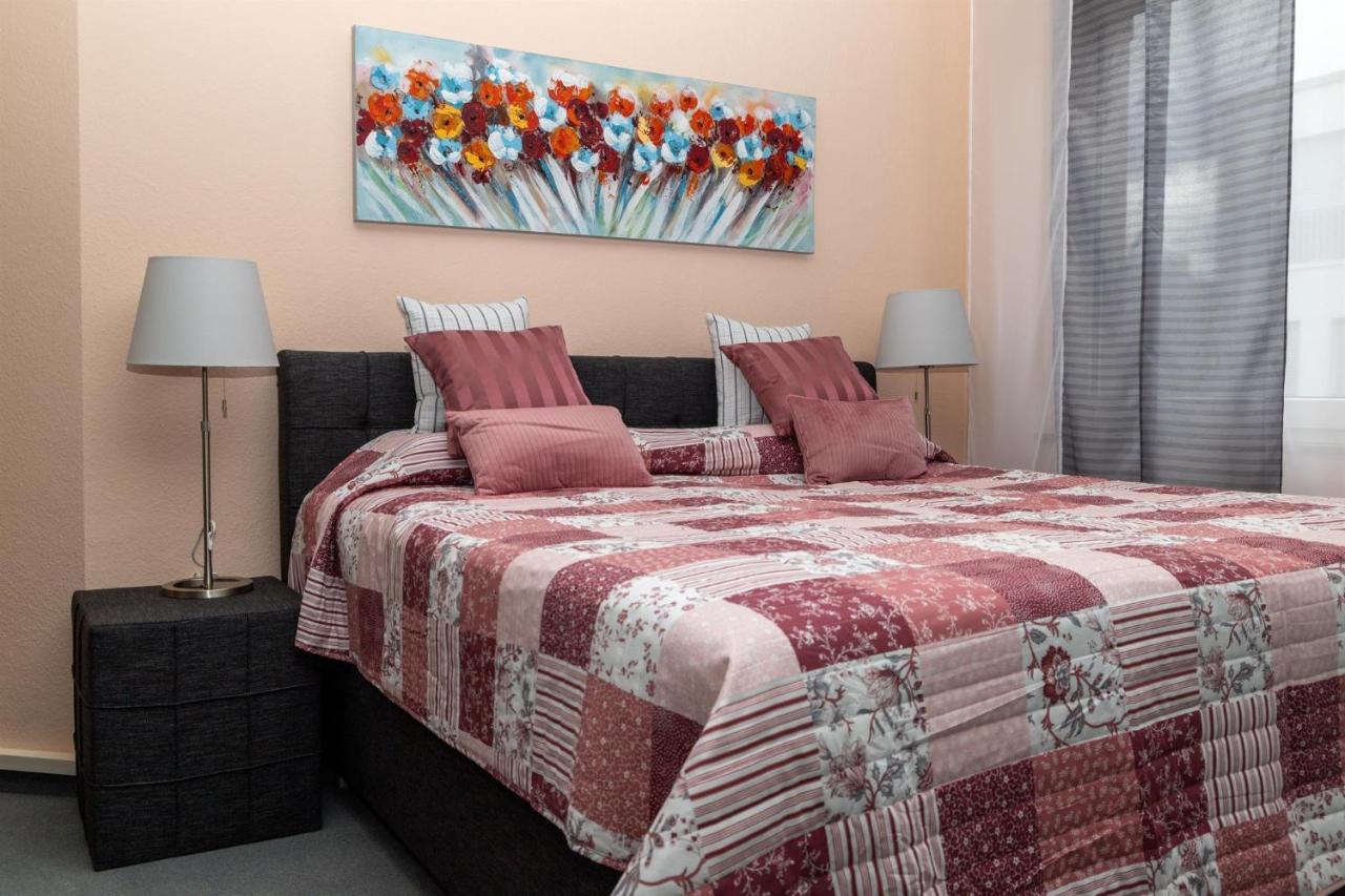 Bit-City Studio Und Appartement Bitburg Extérieur photo